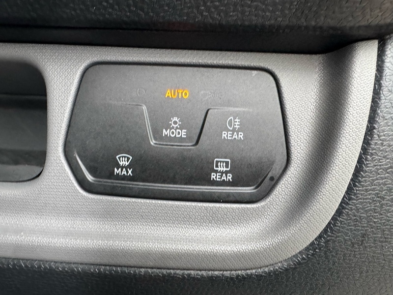 Used Volkswagen ID.Buzz 2024 for sale - 76547382: Photo 33