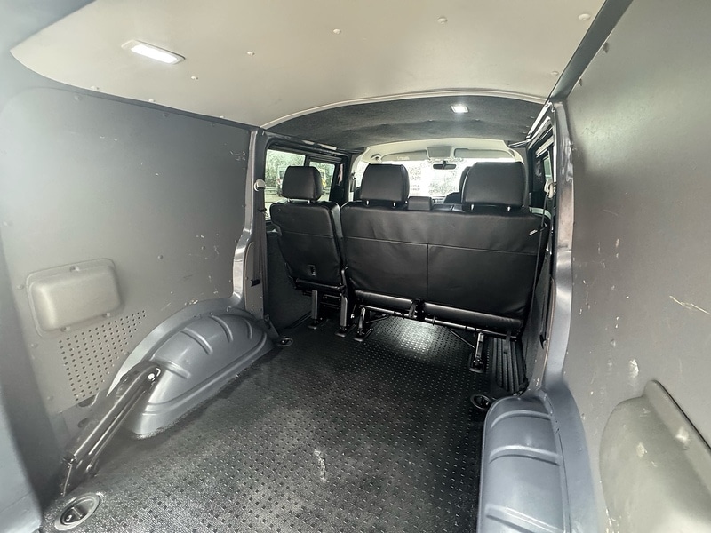 Used Volkswagen Transporter 2021 for sale - 77461217: Photo 16