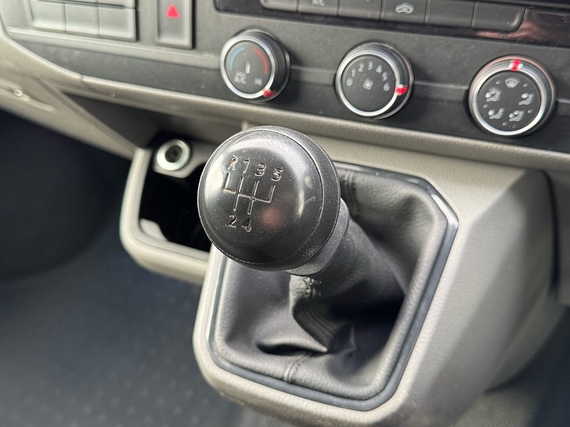 Used Volkswagen Transporter 2022 for sale - 76906070: Photo 12