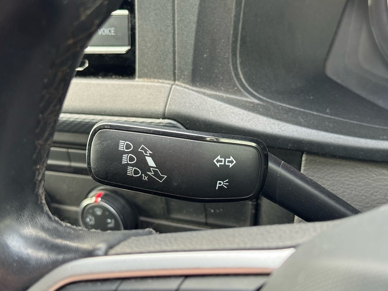 Used Volkswagen Transporter 2022 for sale - 76906070: Photo 29