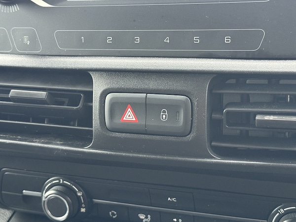 Used Vauxhall Combo 2021 for sale - 75999013: Photo 21