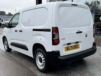 Used Vauxhall Combo 2021 for sale - 75999013: Photo 2