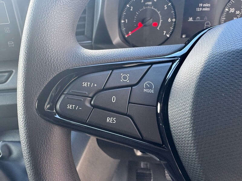 Used Renault Master for sale - 77873304: Photo 26