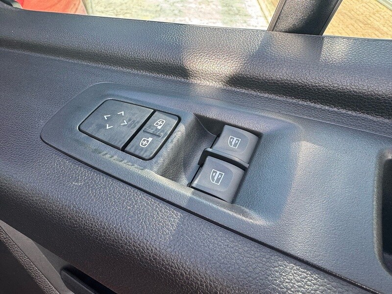 Used Renault Master for sale - 77873304: Photo 31