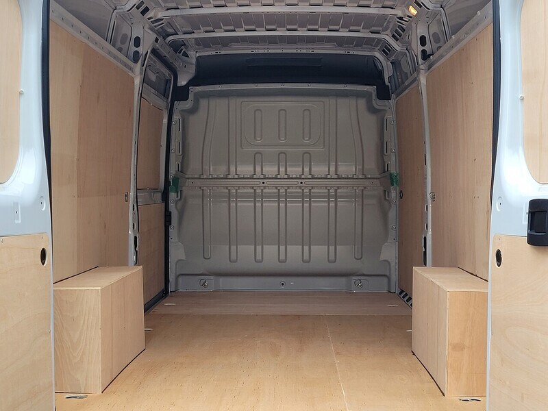 Used Peugeot Boxer 2023 for sale - 76304469: Photo 23