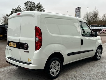 Used Fiat Doblo 2023 for sale - 77640142: Photo