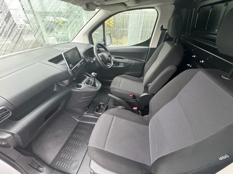 Used Toyota ProAce 2023 for sale - 78069507: Photo 24