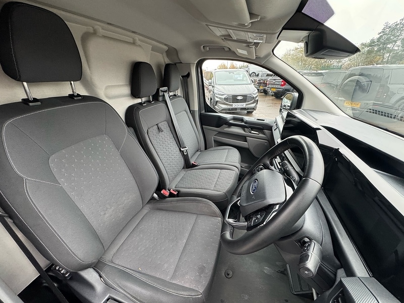 Used Ford Transit Custom 2024 for sale - 76492190: Photo 24
