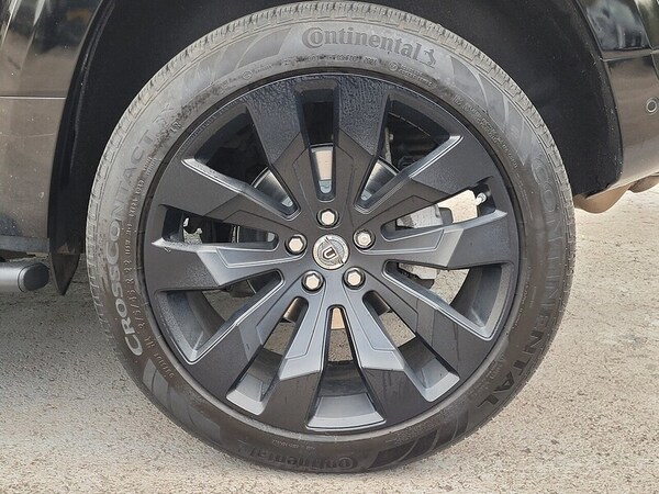 Used Land Rover Defender 110 2021 for sale - 76280475: Photo 15