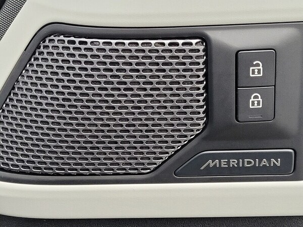 Used Land Rover Defender 110 2021 for sale - 76280475: Photo 21