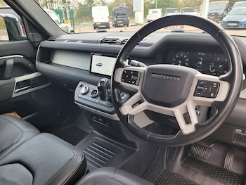 Used Land Rover Defender 110 2021 for sale - 76280475: Photo 2