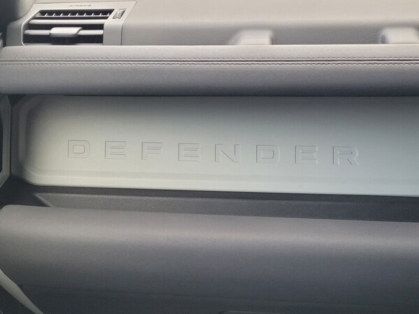 Used Land Rover Defender 110 2021 for sale - 76280475: Photo 34
