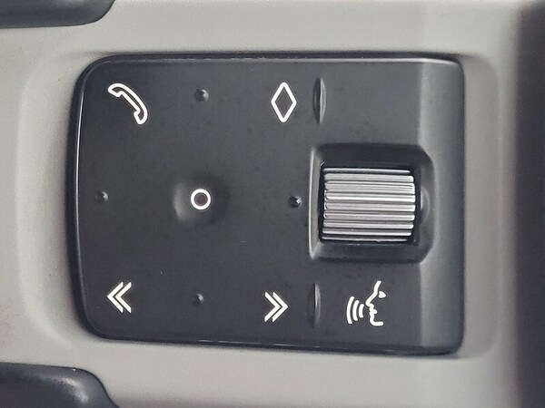 Used Land Rover Defender 110 2021 for sale - 76280475: Photo 52