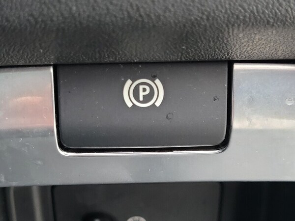 Used Land Rover Defender 110 2021 for sale - 76280475: Photo 57
