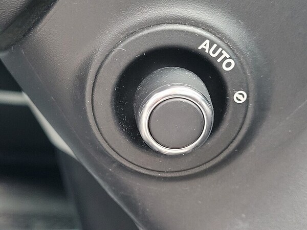 Used Land Rover Defender 110 2021 for sale - 76280475: Photo 58