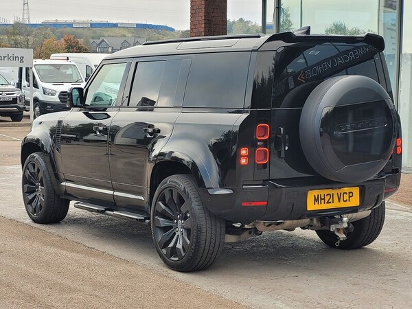 Used Land Rover Defender 110 2021 for sale - 76280475: Photo 9