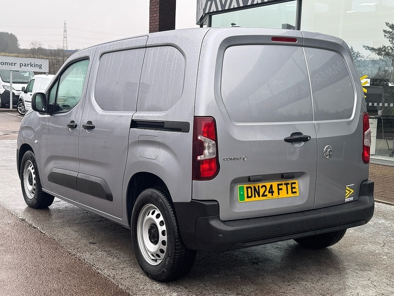Used Vauxhall Combo 2024 for sale - 76720030: Photo 5