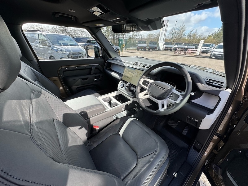 Used Land Rover Defender 2026 for sale - 78154551: Photo 10