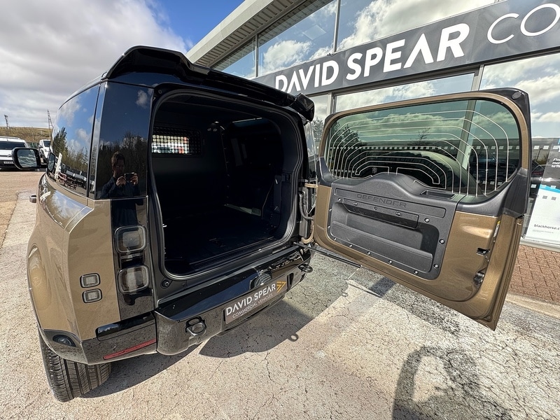 Used Land Rover Defender 2026 for sale - 78154551: Photo 21