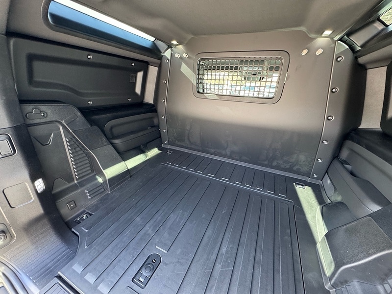 Used Land Rover Defender 2026 for sale - 78154551: Photo 23