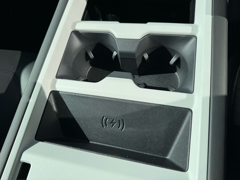 Used Land Rover Defender 2026 for sale - 78154551: Photo 24