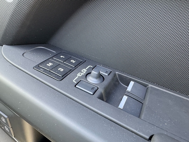 Used Land Rover Defender 2026 for sale - 78154551: Photo 31