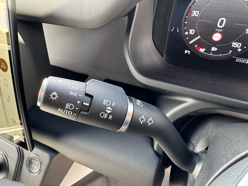 Used Land Rover Defender 2026 for sale - 78154551: Photo 32