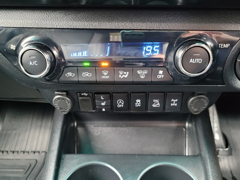 Used Toyota Hilux 2020 for sale - 76357039: Photo 33