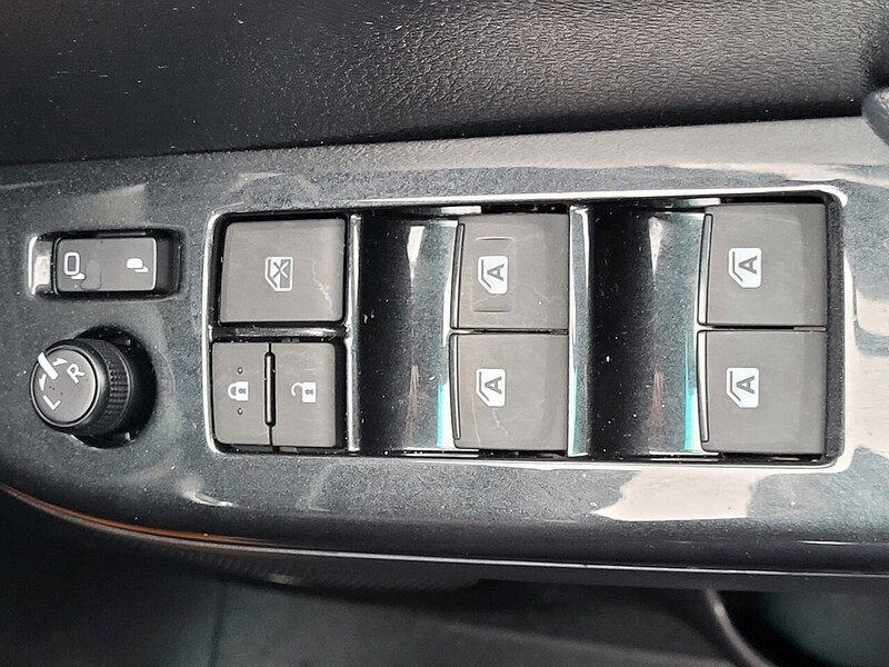 Used Toyota Hilux 2020 for sale - 76357039: Photo 45