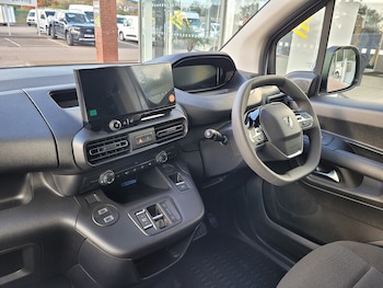 Used Peugeot Partner 2025 for sale - 76210952: Photo