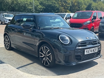 Used MINI Cooper 2024 for sale - 79234032: Photo
