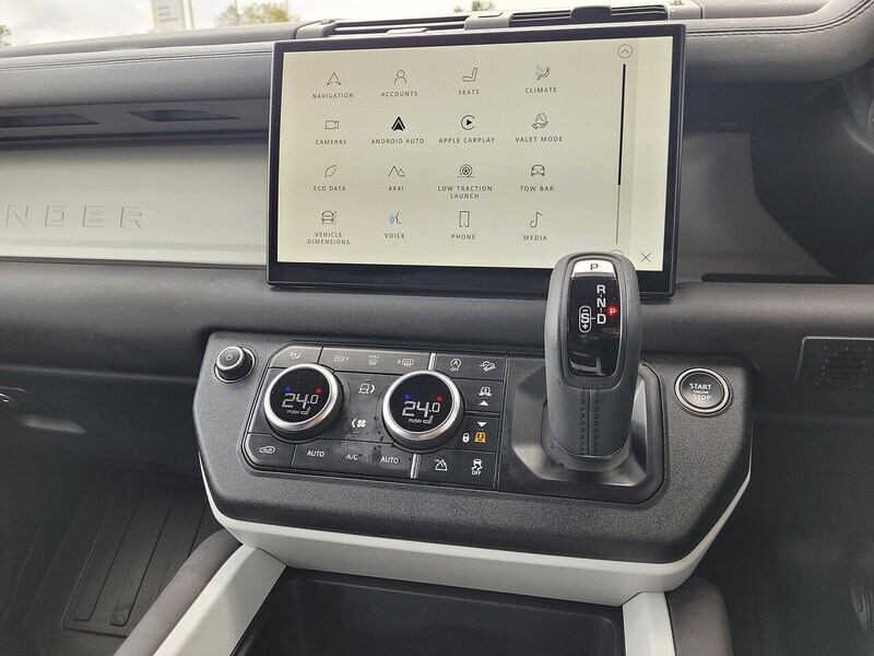 Used Land Rover Defender 90 2025 for sale - 76591260: Photo 11