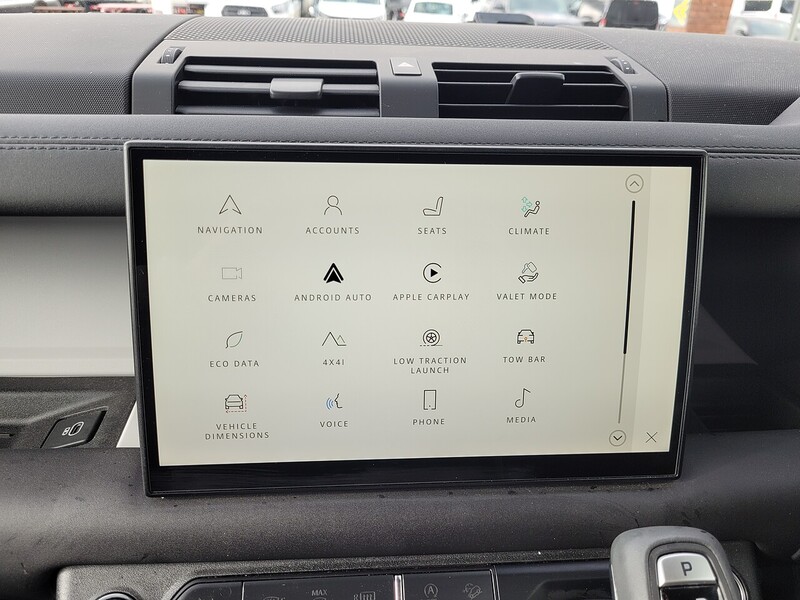 Used Land Rover Defender 90 2025 for sale - 76591260: Photo 9