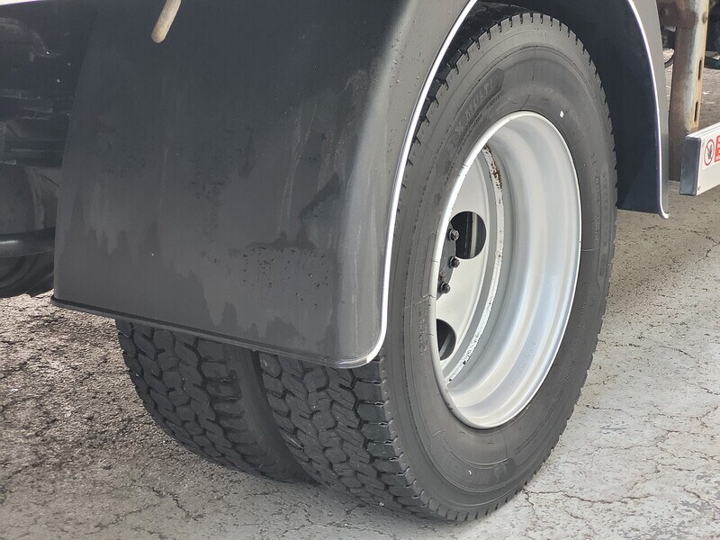 Used Isuzu Forward 2023 for sale - 76386839: Photo 8