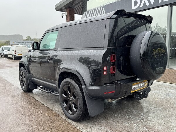 Used Land Rover Defender 90 2024 for sale - 75995764: Photo 2