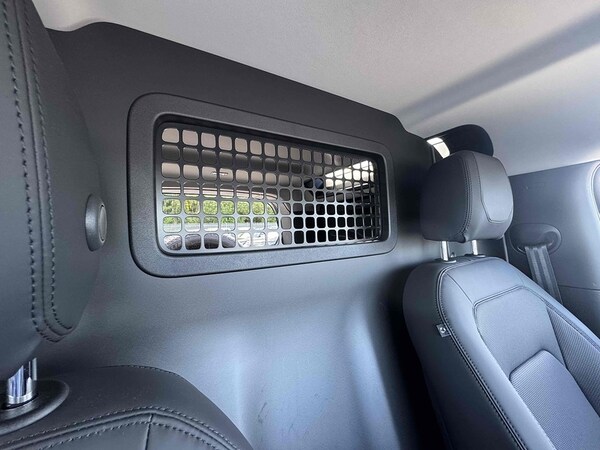 Used Land Rover Defender 90 2024 for sale - 75995764: Photo 42