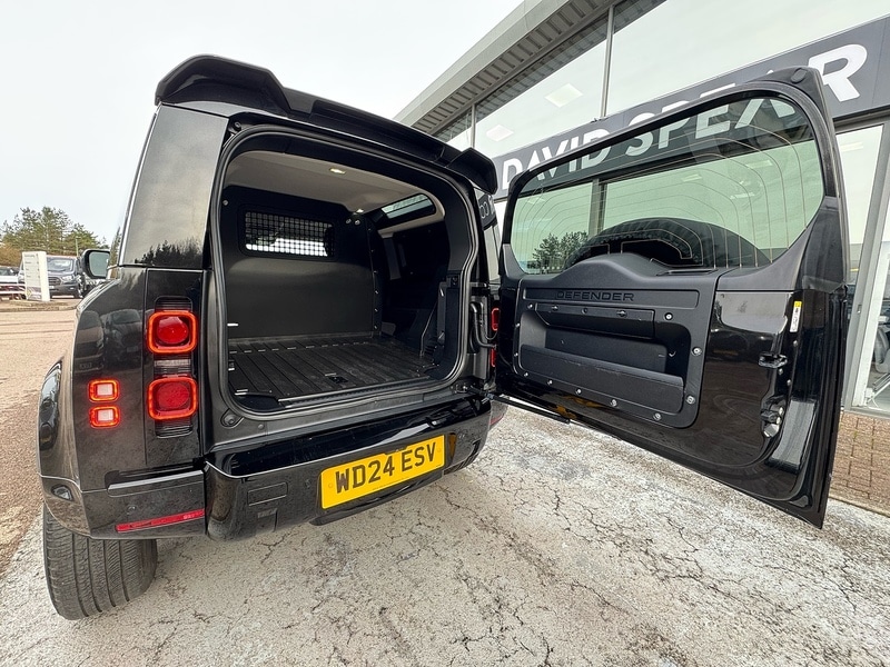 Used Land Rover Defender 2024 for sale - 77579549: Photo 12