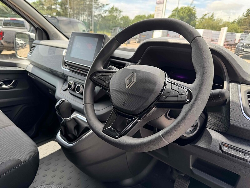 Used Renault Trafic 2025 for sale - 75148993: Photo 2