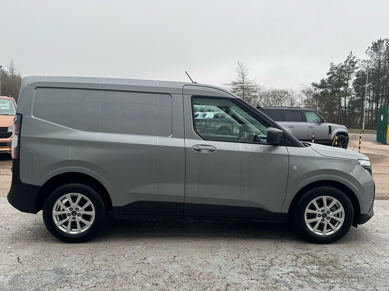 Used Ford Transit Courier 2024 for sale - 77663418: Photo 18