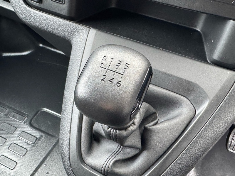 Used Peugeot Expert 2024 for sale - 77609487: Photo 24