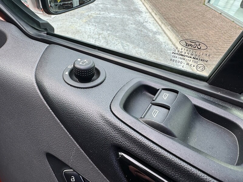 Used Ford Transit Custom 2023 for sale - 77920862: Photo 37