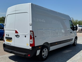 Used Nissan Interstar 2024 for sale - 78726571: Photo