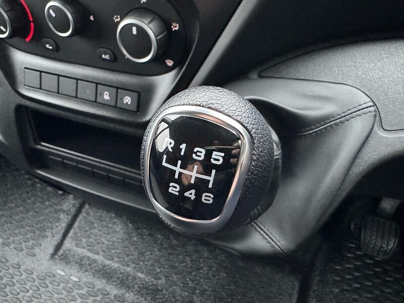 Used Iveco Daily for sale - 77370305: Photo 23