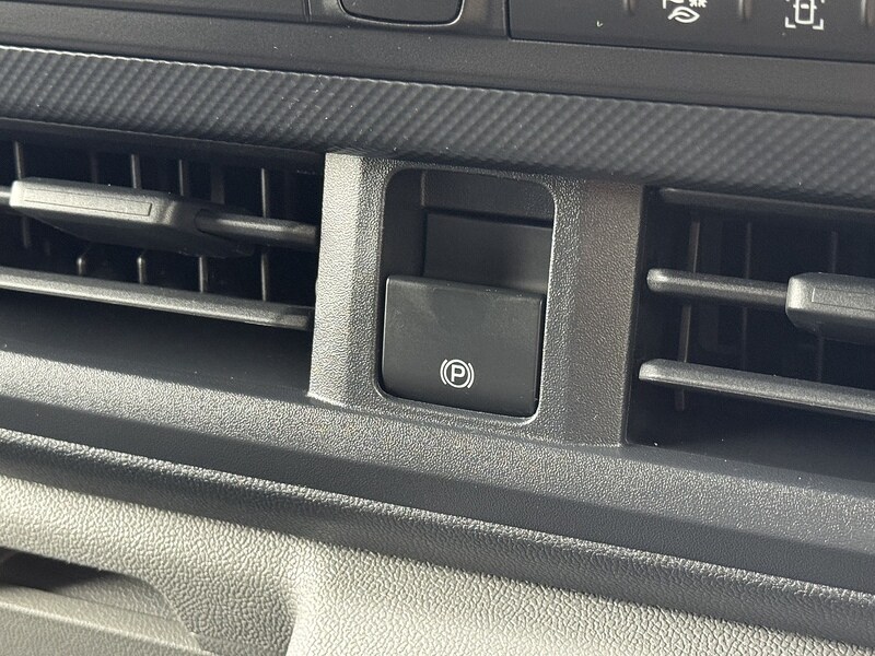Used Ford Transit Custom 2024 for sale - 74435883: Photo 31