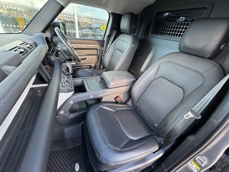 Used Land Rover Defender 110 2024 for sale - 77356826: Photo 28