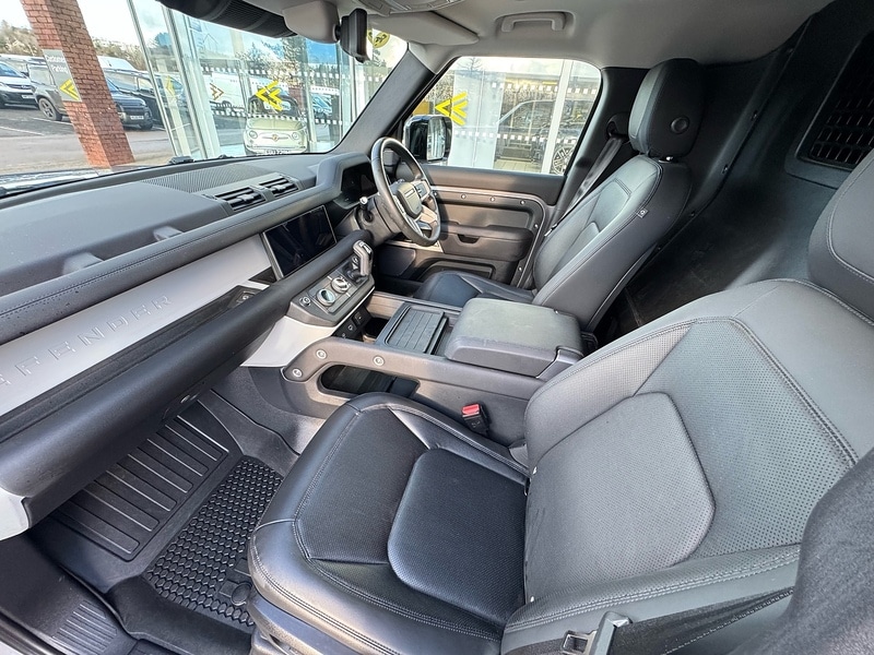 Used Land Rover Defender 110 2024 for sale - 77356826: Photo 8