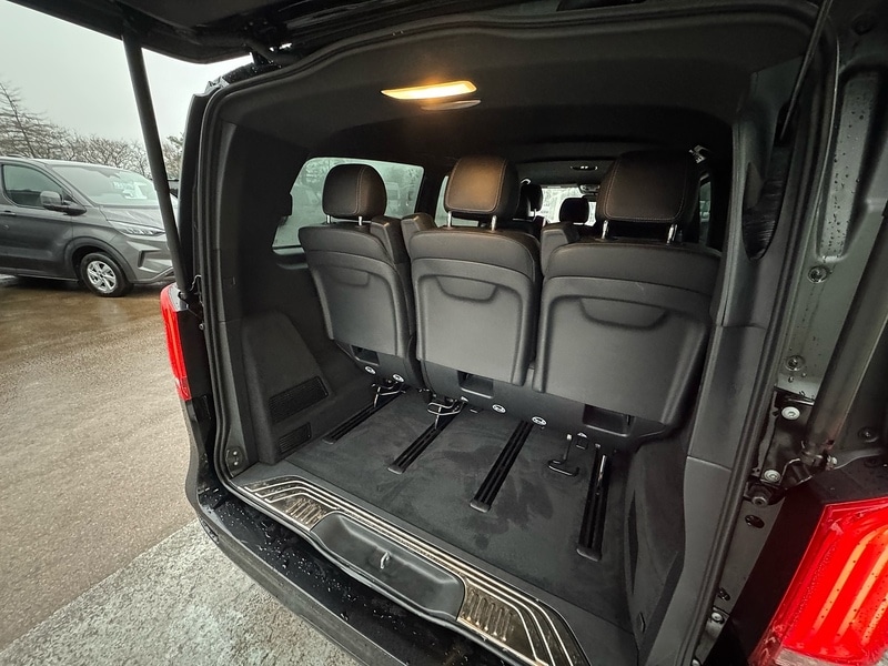 Used Mercedes-Benz V-Class 2023 for sale - 76986553: Photo 14