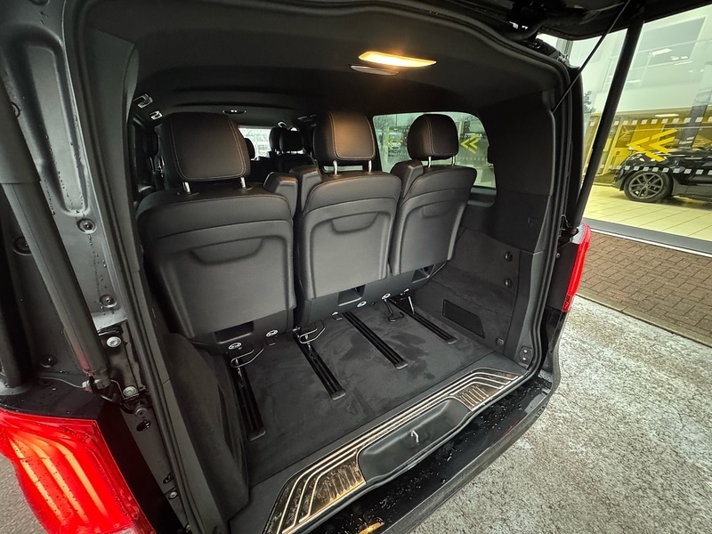 Used Mercedes-Benz V-Class 2023 for sale - 76986553: Photo 16