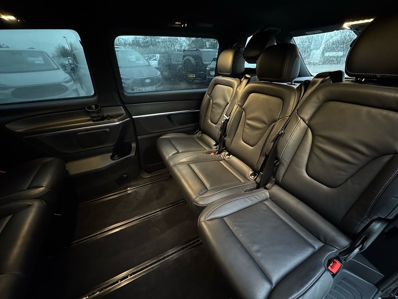 Used Mercedes-Benz V-Class 2023 for sale - 76986553: Photo 19