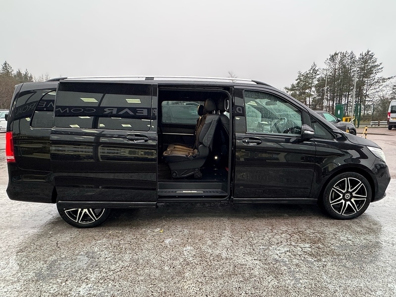 Used Mercedes-Benz V-Class 2023 for sale - 76986553: Photo 21